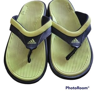 ADIDAS Flip Flops Sz 5 Lime Green/black.